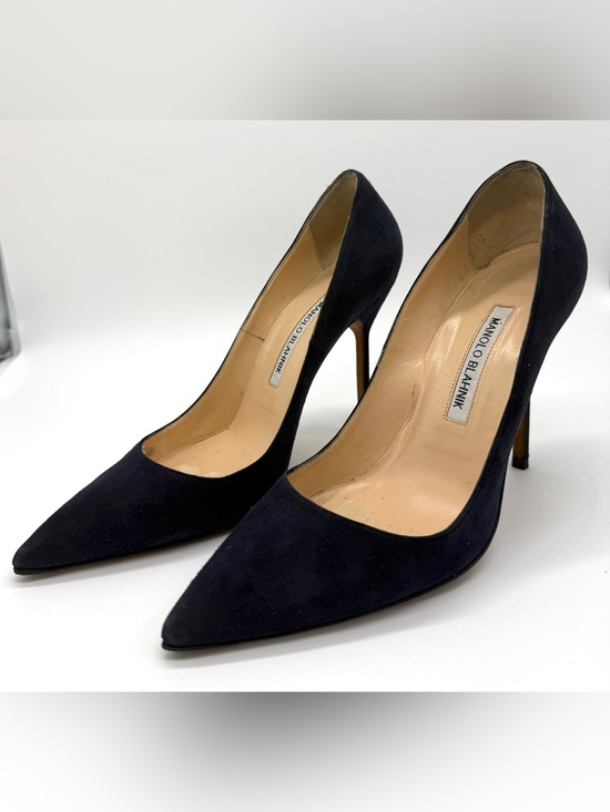 Manolo Blahnik Shoes - Manolo Blahnik Dark Navy Suede Pointed-Toe Pumps – Size 38